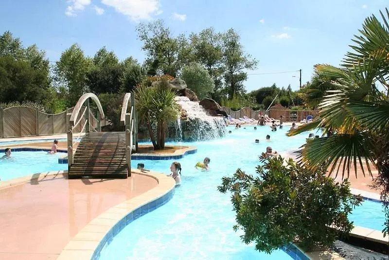 Charmant Bungalow En Camping 5* Avec Piscine Apartment Erdeven